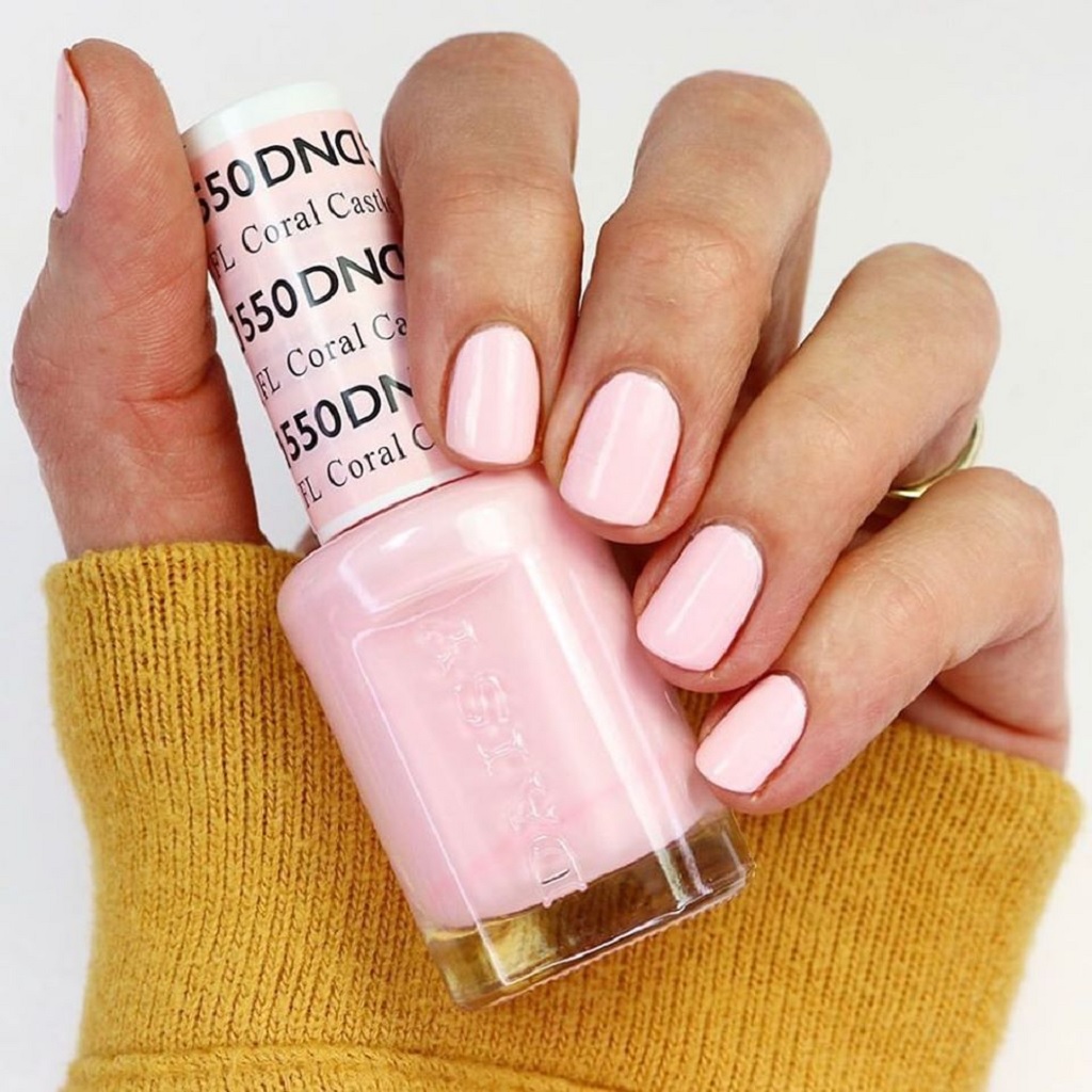 5 Cool Gel Nail Polish Designs That Anyone Can Try